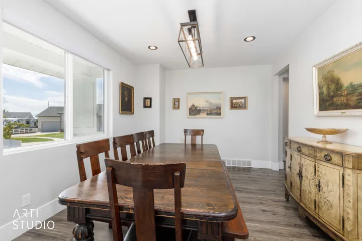 364 W Clark Cir, Farmington, Utah 84025