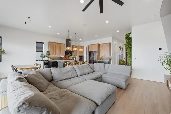 760 S Miller Ave, North Salt Lake, Utah 84054