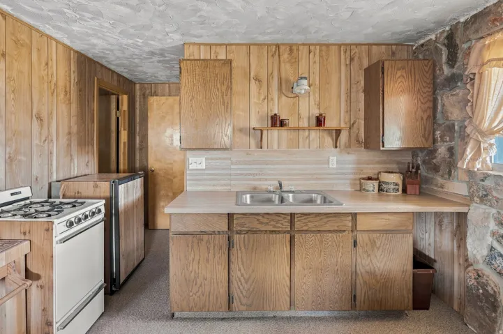 0, Hyrum, Utah 84319