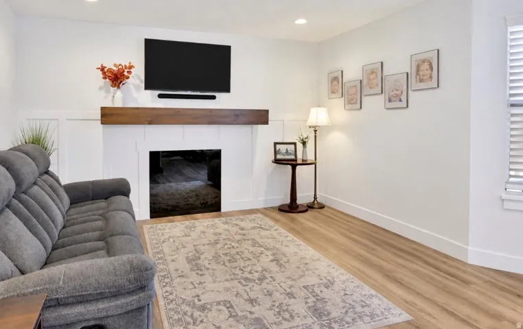 1033 E 5000 S, South Ogden, Utah 84403