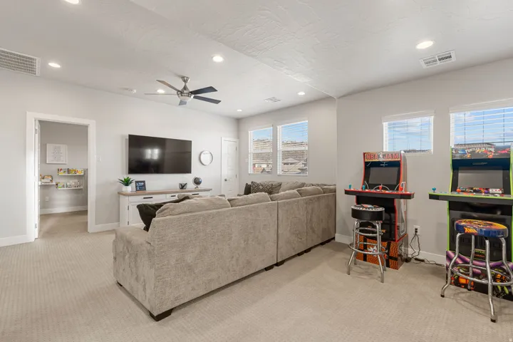 1359 N Paseos St, Washington, Utah 84780