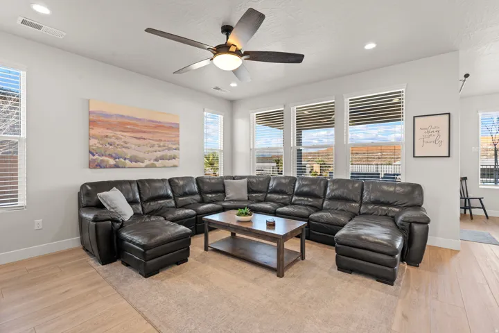 1359 N Paseos St, Washington, Utah 84780