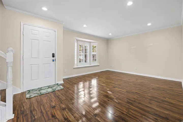 Entry area to living room