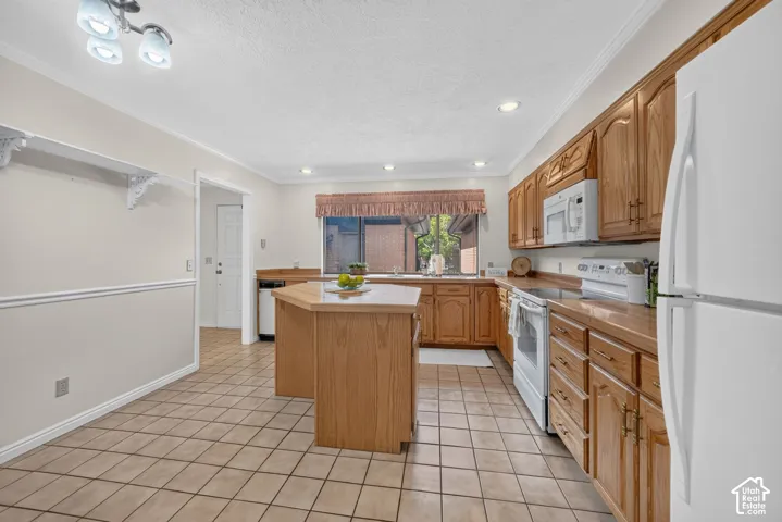 2009 Ridegwood Way, Bountiful, Utah 84010