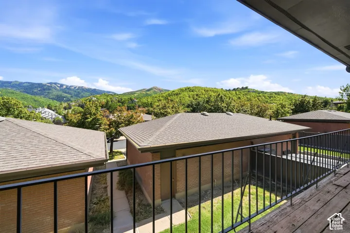 2009 Ridegwood Way, Bountiful, Utah 84010