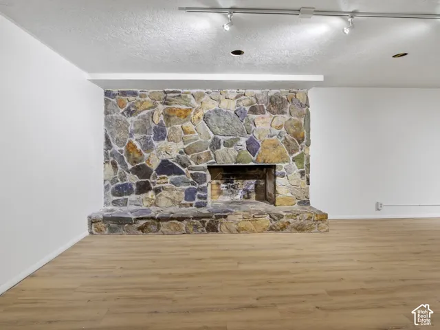2744 E 7265 S, Cottonwood Heights, Utah 84121