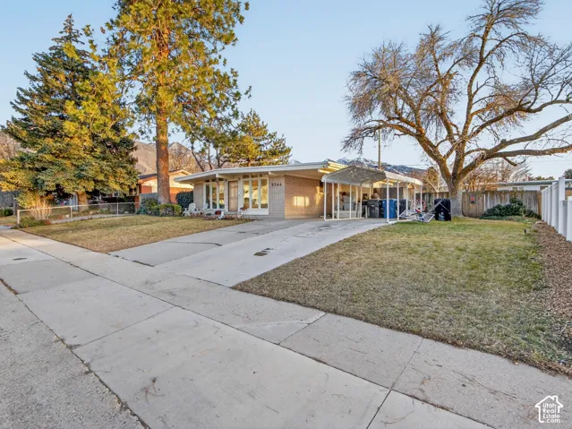 2744 E 7265 S, Cottonwood Heights, Utah 84121