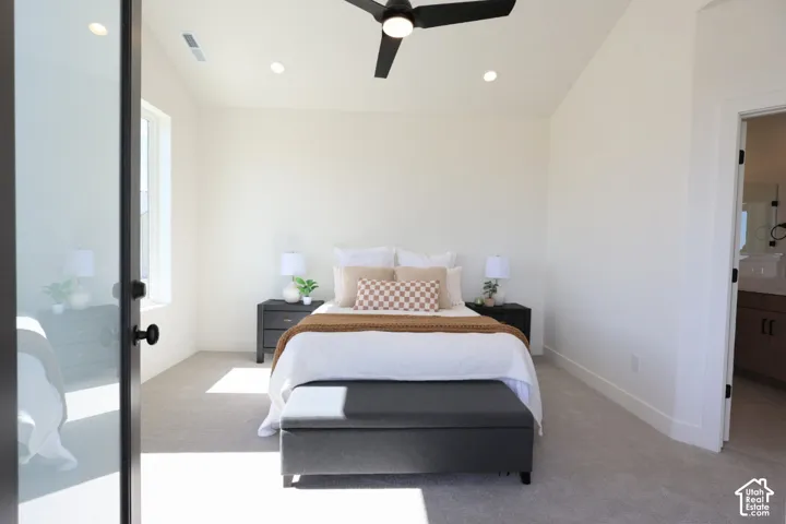 Vaulted ceiling with recessed lighting