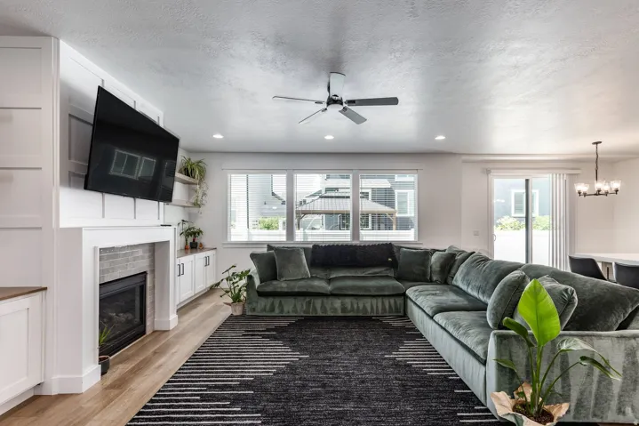 10926 S Glamis Dune Dr, South Jordan, Utah 84009
