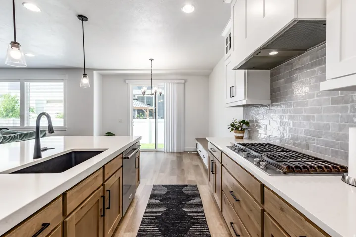 10926 S Glamis Dune Dr, South Jordan, Utah 84009