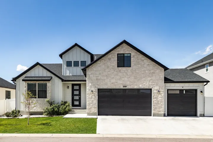 10926 S Glamis Dune Dr, South Jordan, Utah 84009
