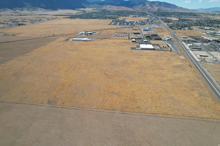 Expansive undeveloped land featuring a substantial acreage