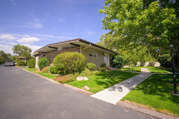 4533 S Tanglewood Dr, Holladay, Utah 84117