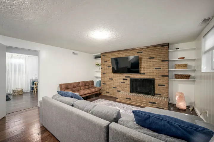 4533 S Tanglewood Dr, Holladay, Utah 84117