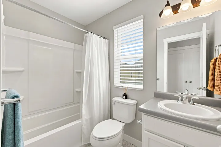 10557 S Redknife Dr, South Jordan, Utah 84009