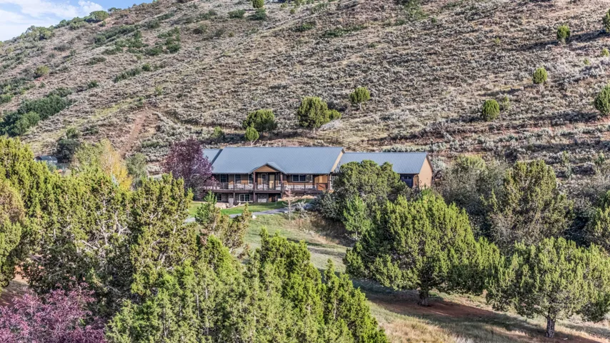 615 E Cherry Canyon Dr, Wanship, Utah 84017