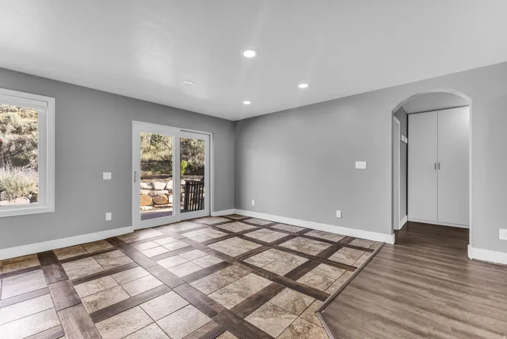 615 E Cherry Canyon Dr, Wanship, Utah 84017