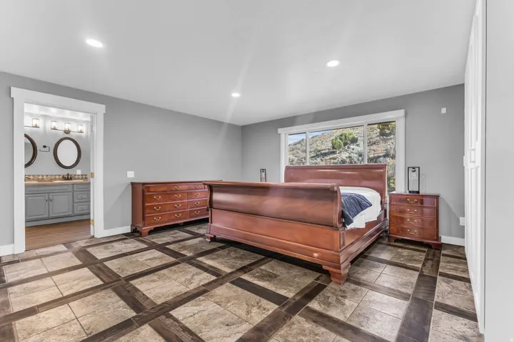 615 E Cherry Canyon Dr, Wanship, Utah 84017
