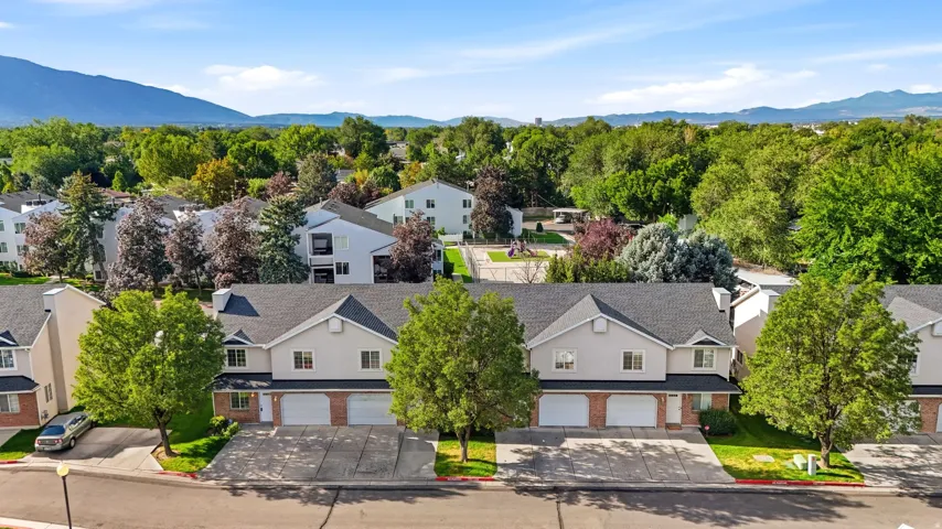 Townhome community with mountain backdrop