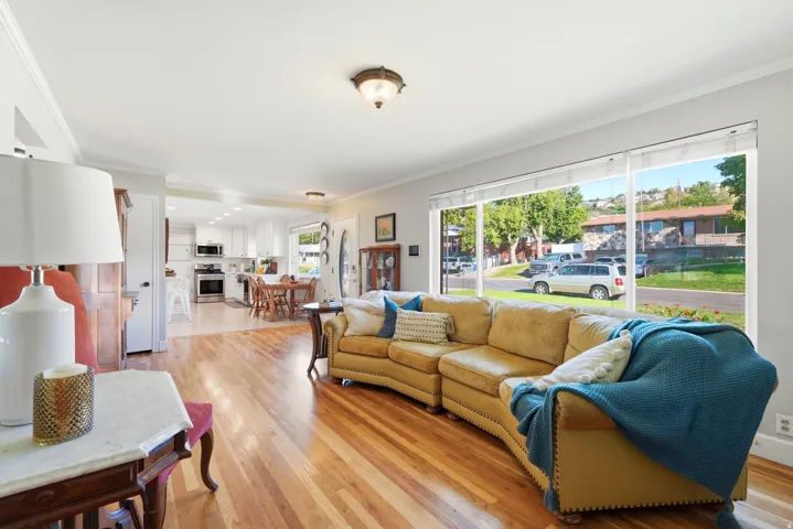 98 Mason Ln, North Salt Lake, Utah 84054