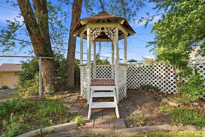 98 Mason Ln, North Salt Lake, Utah 84054