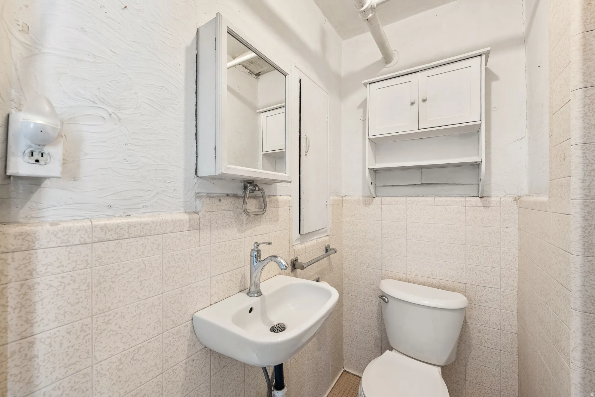 2-Bedroom Apartment