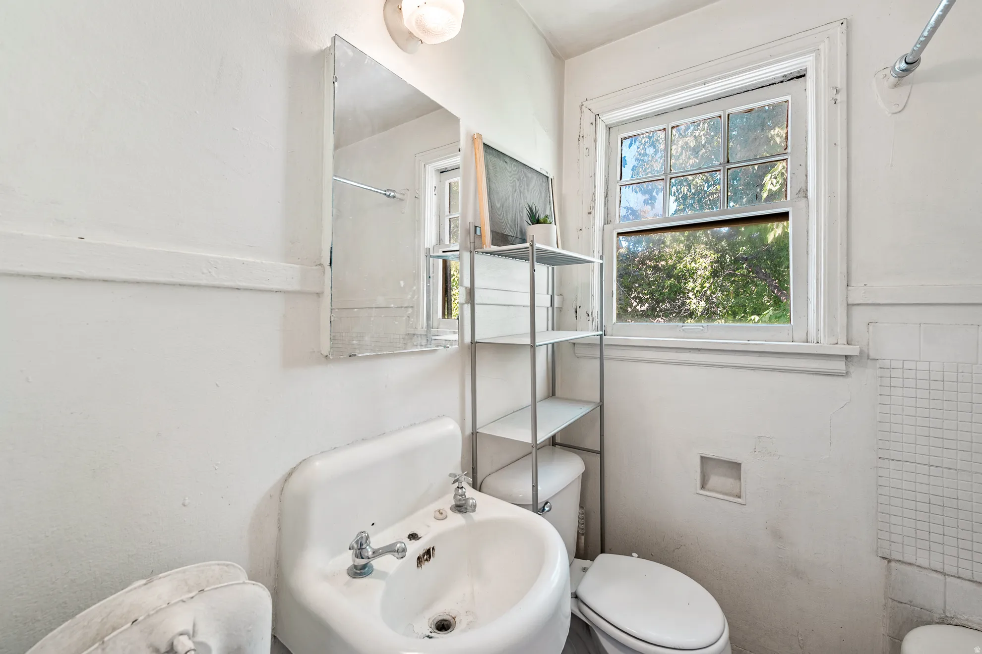 Common Area Bathroom 1