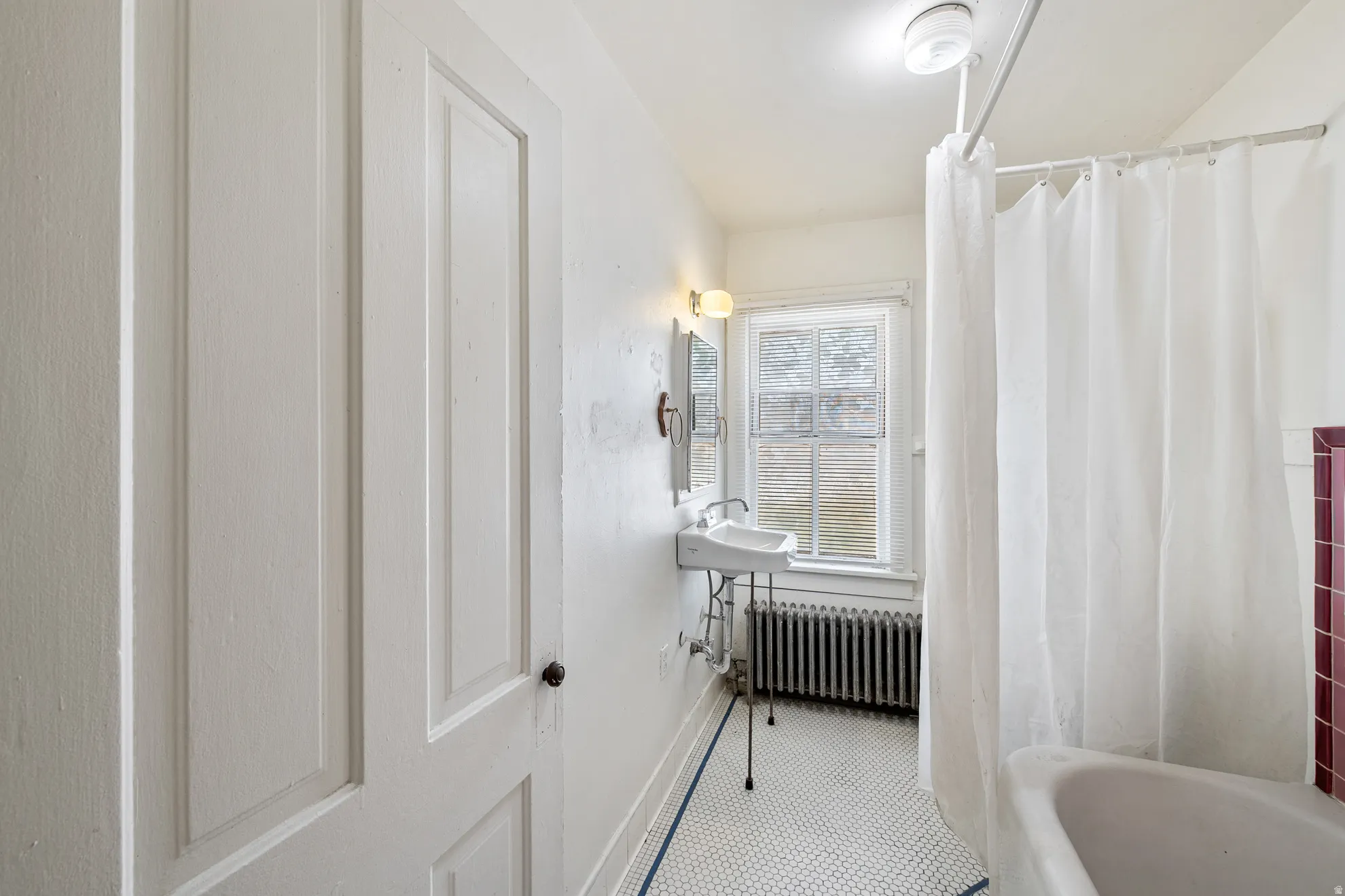1-Bedroom Apartment