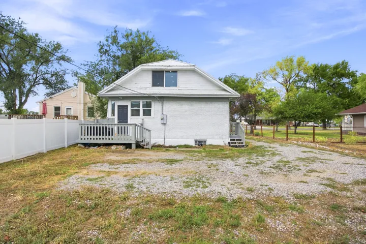 547 S Tremont St, Tremonton, Utah 84337