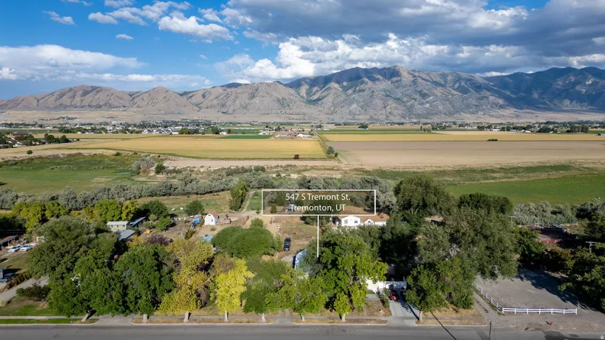 547 S Tremont St, Tremonton, Utah 84337