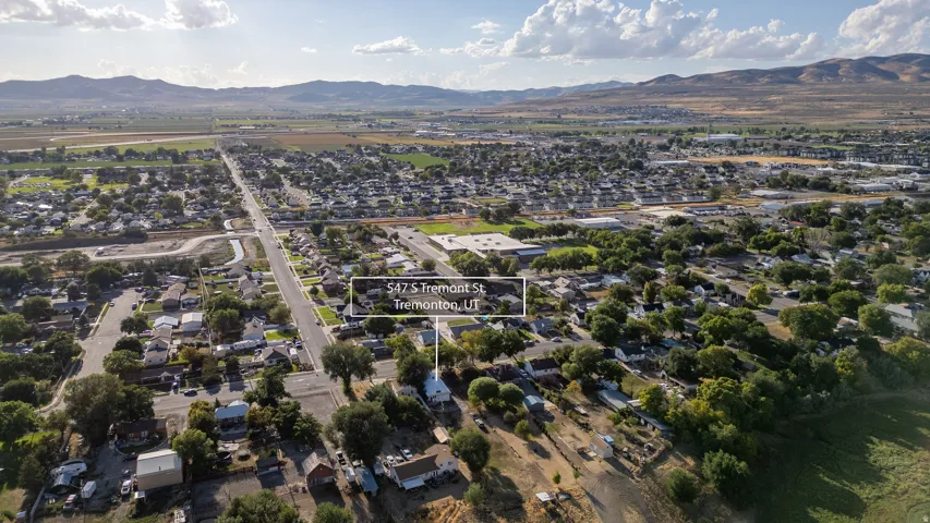 547 S Tremont St, Tremonton, Utah 84337