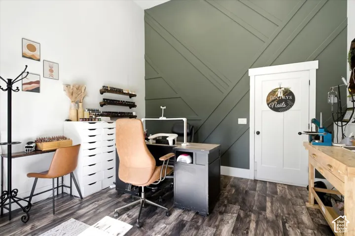 Room added to back of garage- has separate entrance.   Great for a salon, office, or workout room.