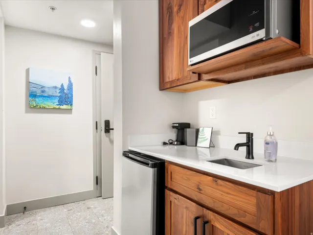 35 E 150 S #e101, Garden City, Utah 84028