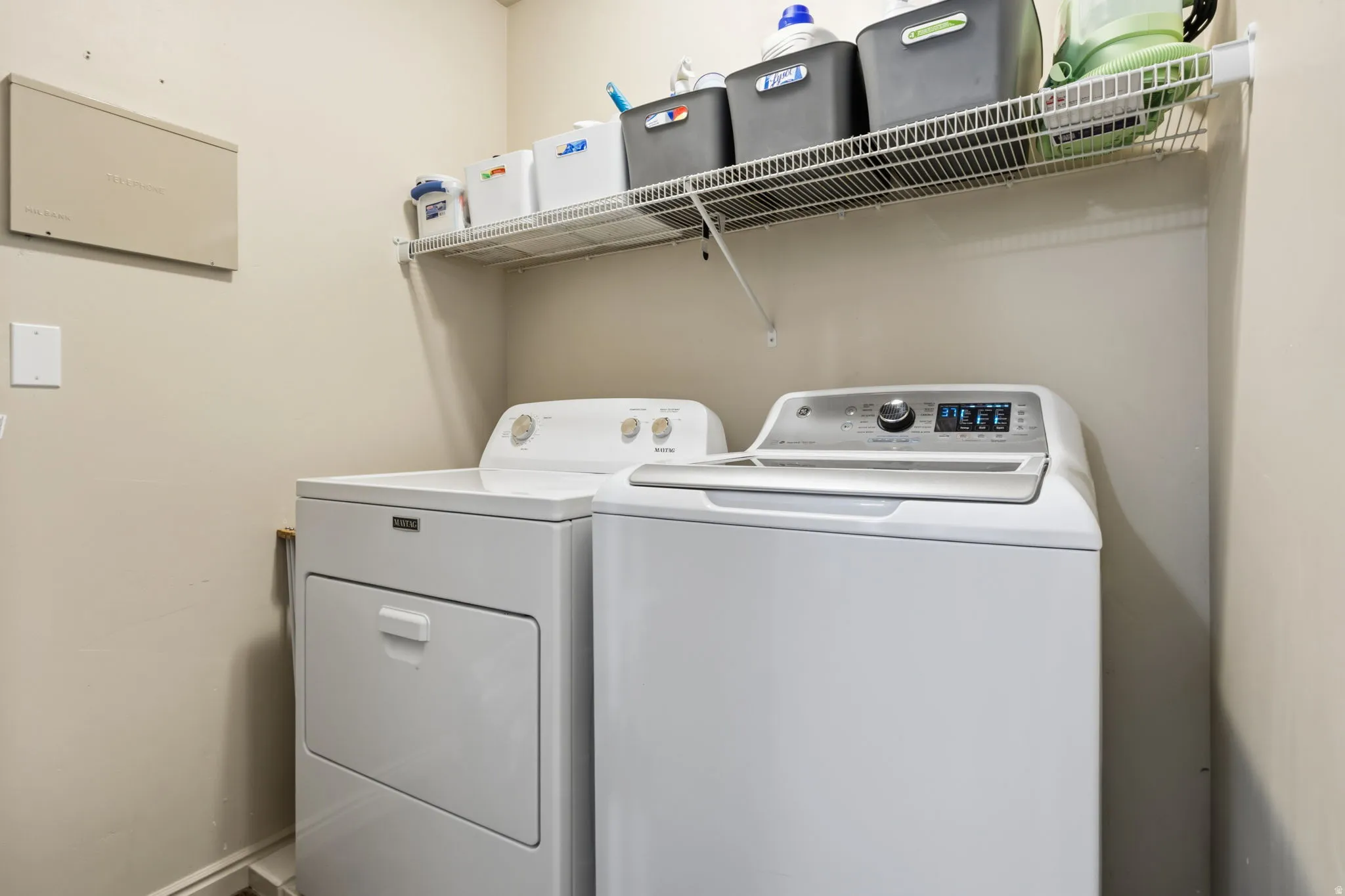 Laundry area with wire shelving