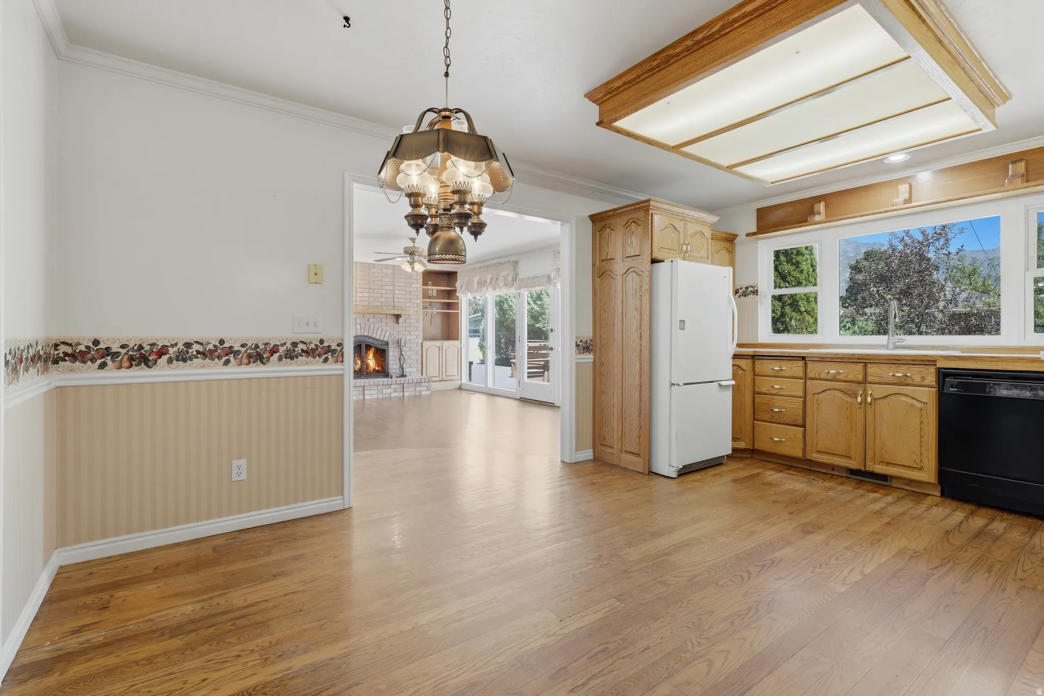 Dining Area Near Kitchen