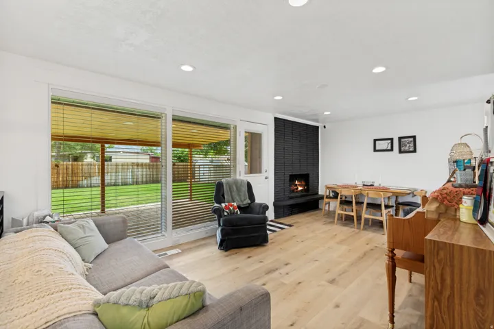 Living Room with Deck and Backyard Access