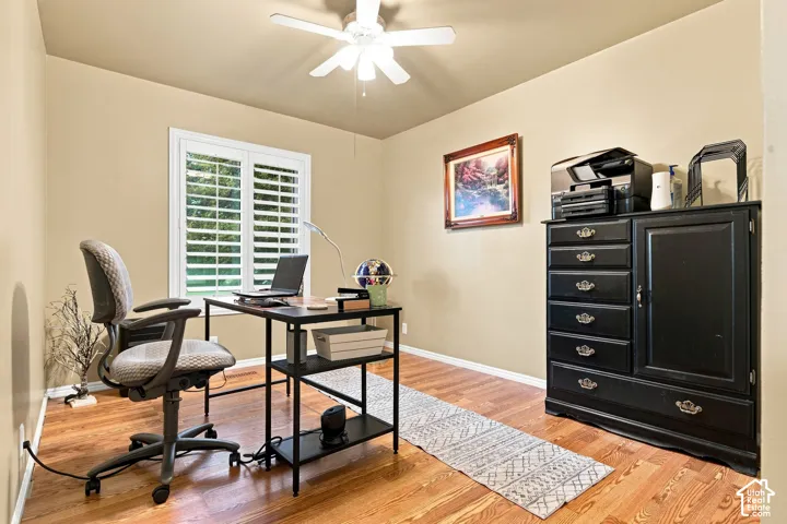 1368 Eastpoint Dr, Sandy, Utah 84092