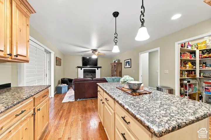 1368 Eastpoint Dr, Sandy, Utah 84092