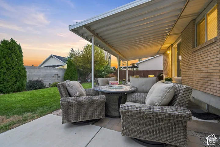 1368 Eastpoint Dr, Sandy, Utah 84092