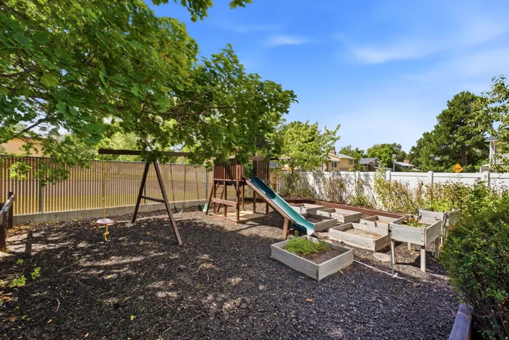 7126 S Griffiths Pl, Cottonwood Heights, Utah 84121