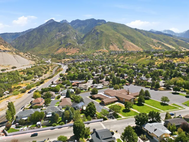 7126 S Griffiths Pl, Cottonwood Heights, Utah 84121