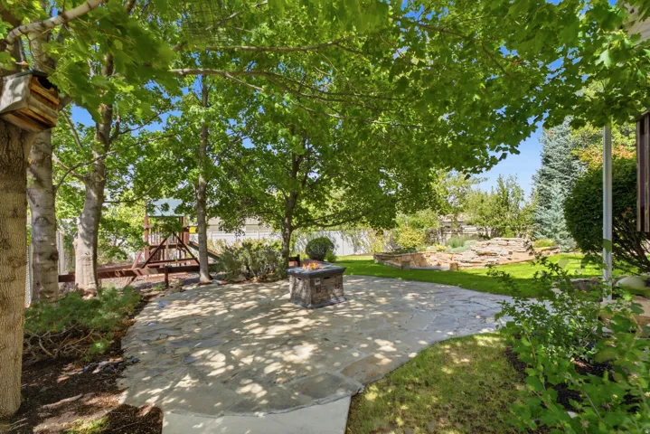 7126 S Griffiths Pl, Cottonwood Heights, Utah 84121