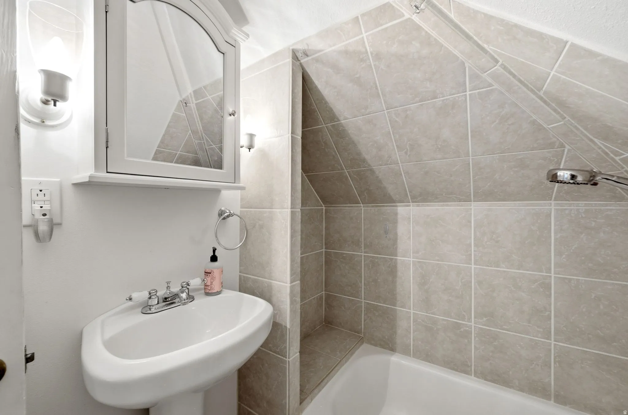 Second Floor Bath