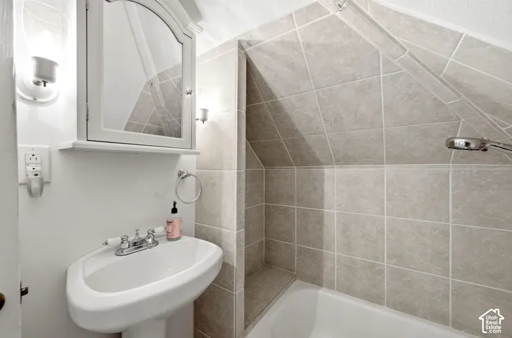 Second Floor Bath