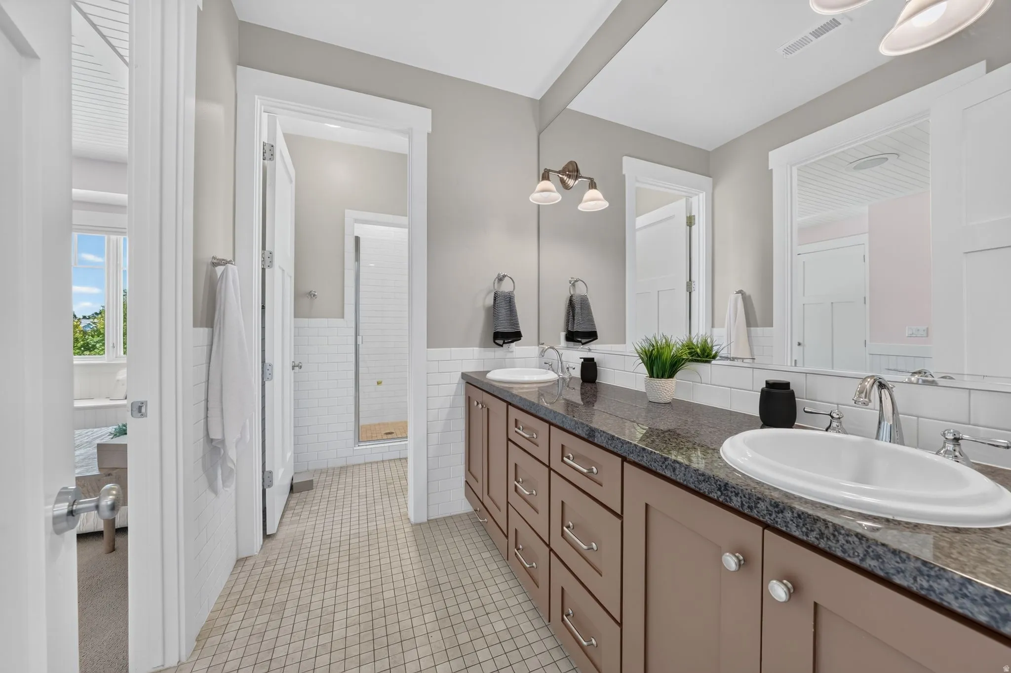 Jack & Jill bathroom
