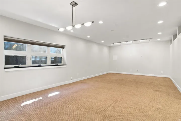 1143 S Douglas St, Salt Lake City, Utah 84105