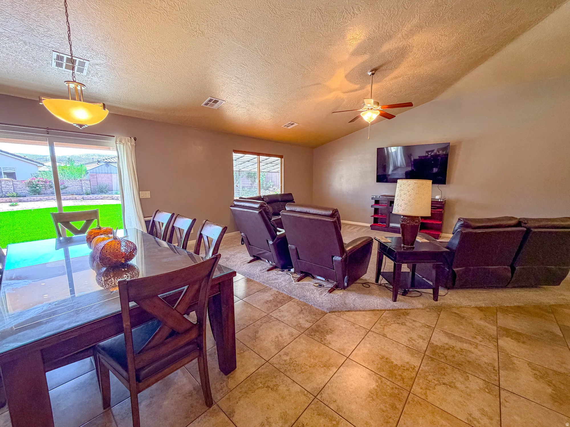 dining/Livingroom