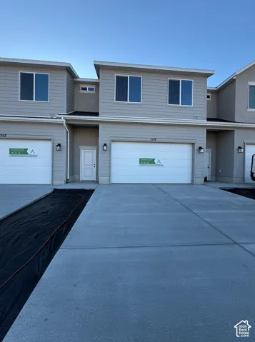 Two-story fa