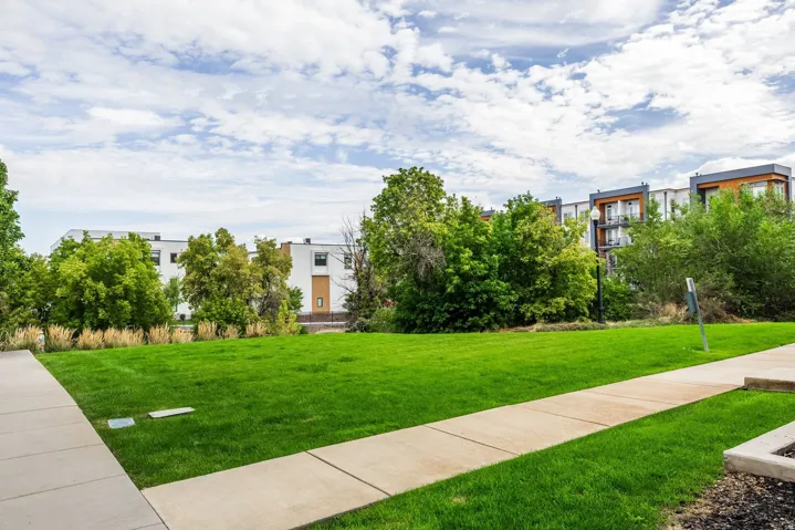22 W Tytus Dr, Murray, Utah 84107