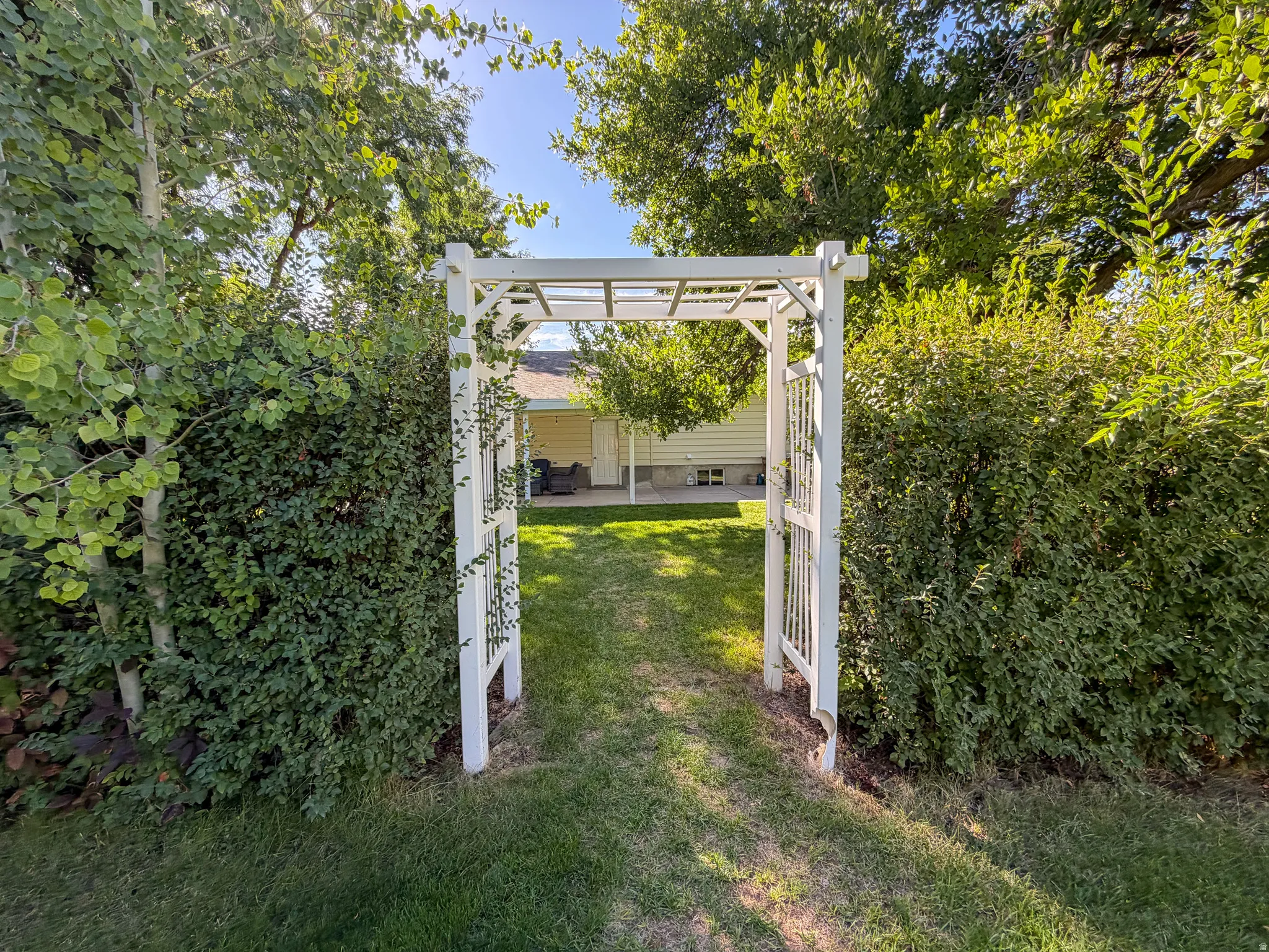 pergola